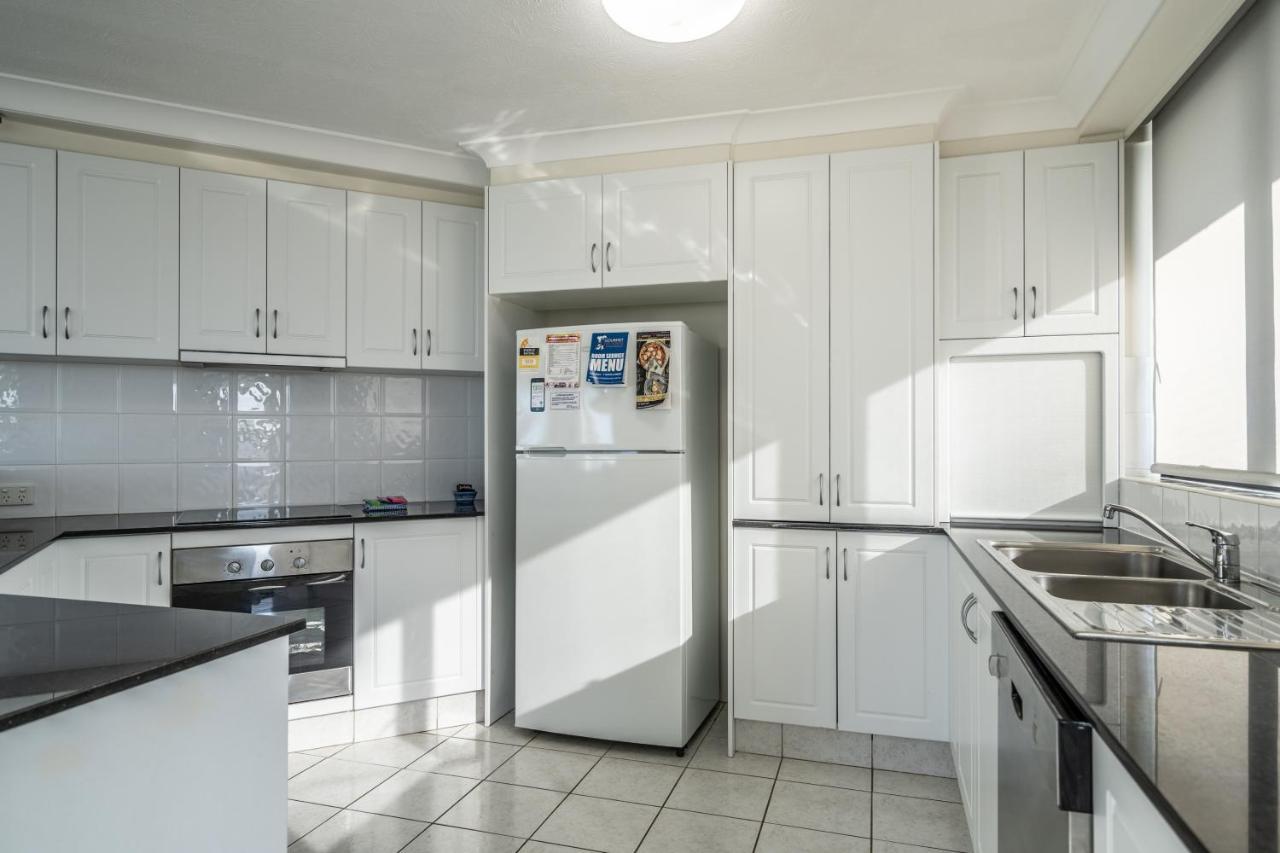 Biarritz Apartments Гоулд Коуст Екстериор снимка