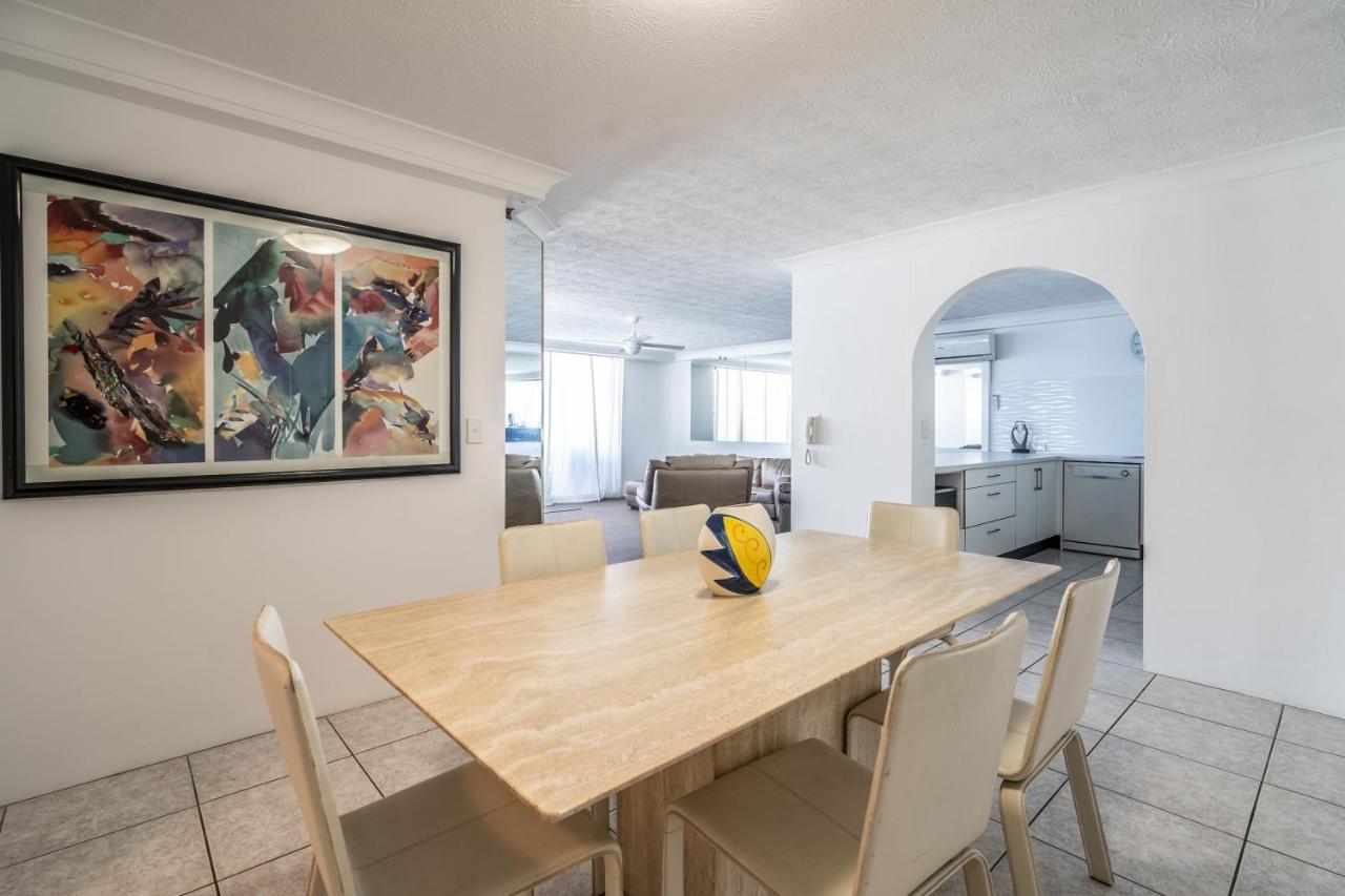Biarritz Apartments Гоулд Коуст Екстериор снимка