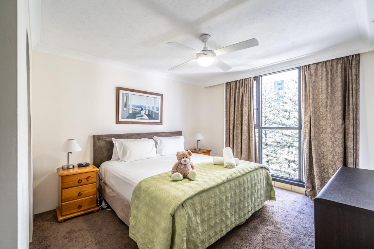 Biarritz Apartments Гоулд Коуст Екстериор снимка